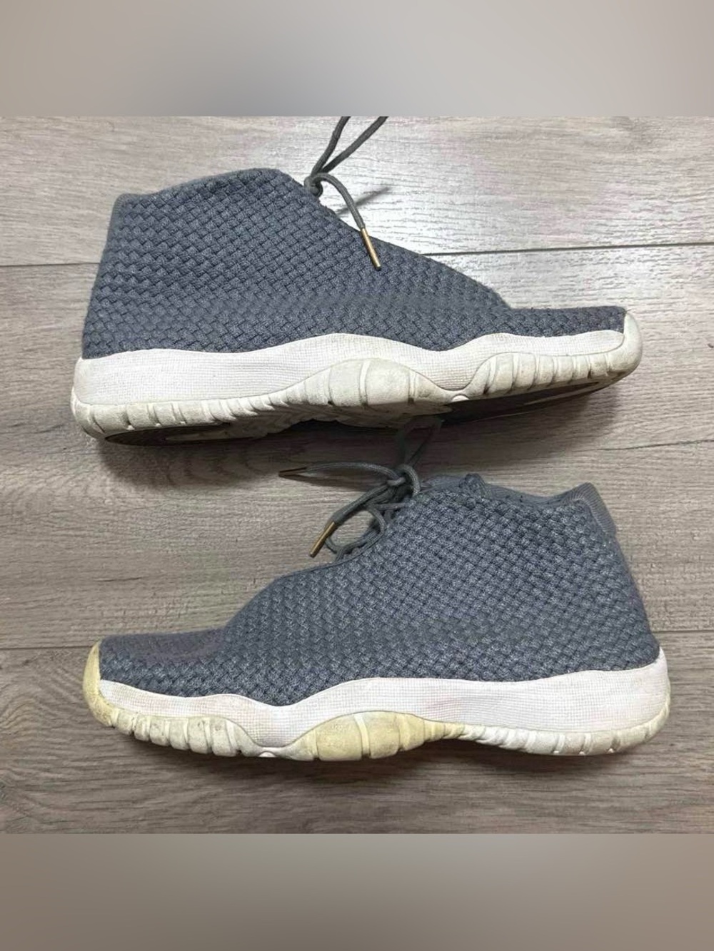 Air Jordan Future BG Cool Grey White Size 5.5Y Youth